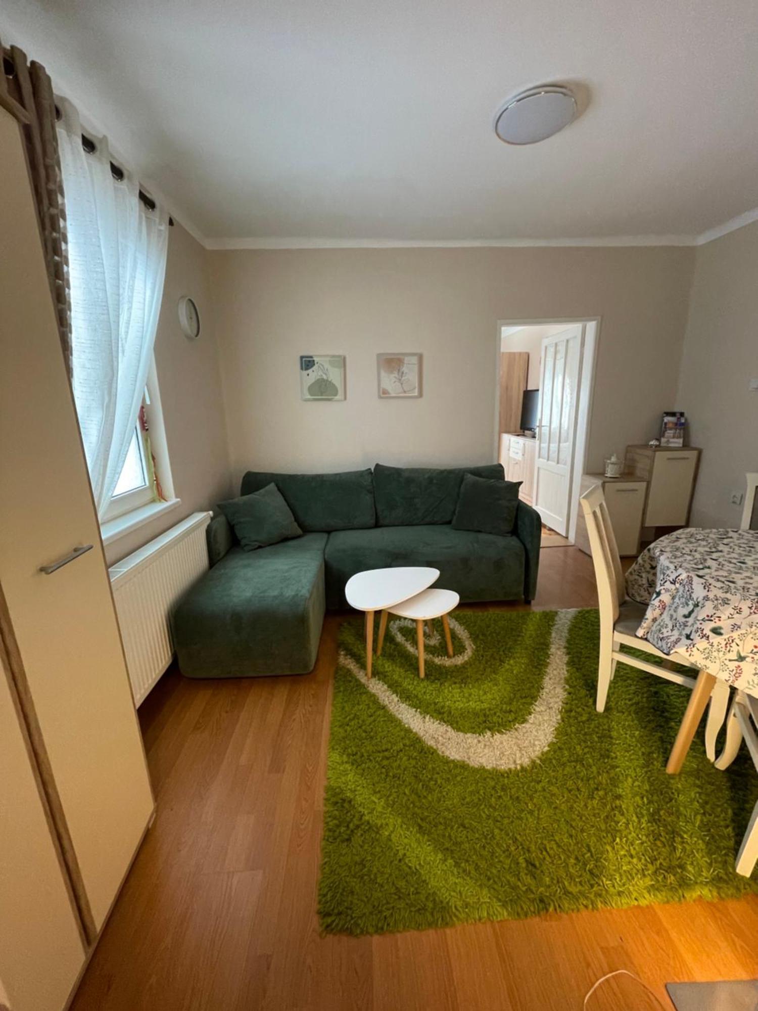 Kristalo Apartman Szabadka Kültér fotó